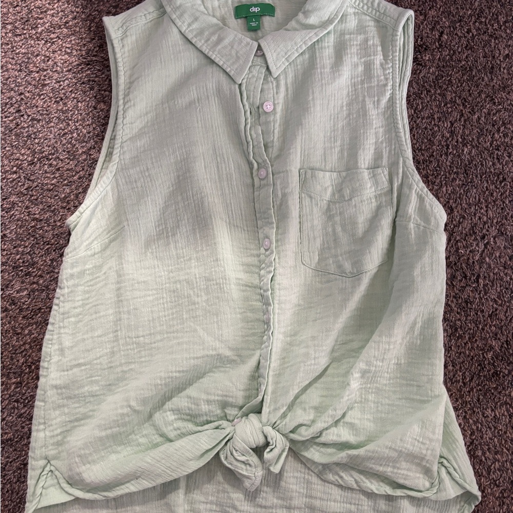 Light Green Sleeveless Button-Up Top